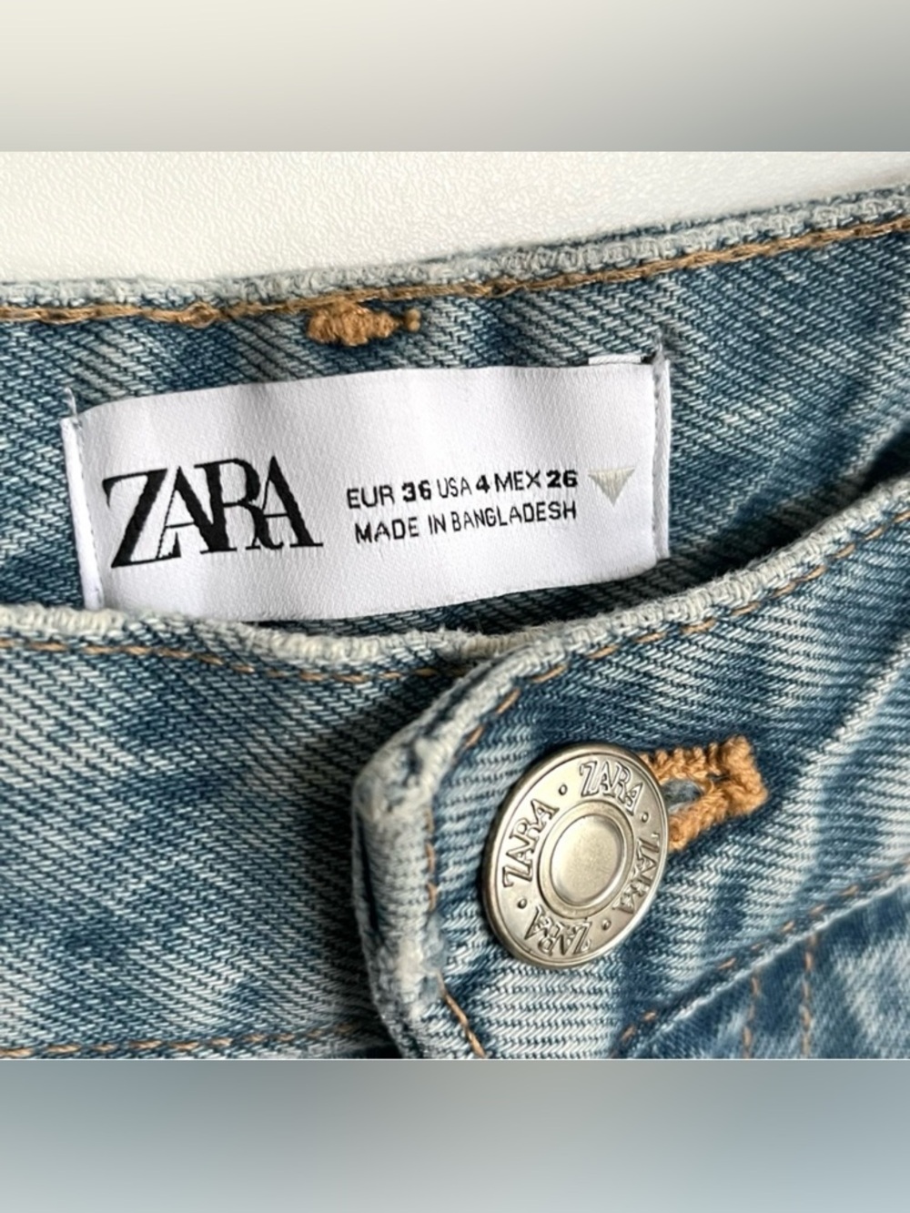 (๑!﹏!๑)

Wide Leg Distressed Ripped Jorts - Picture 4 of 5